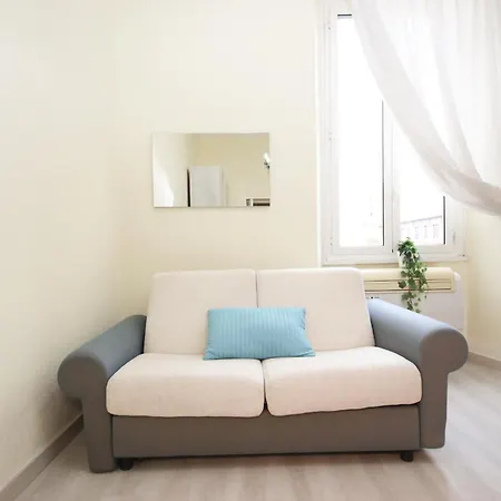 Rafael House By Ghor Apartment